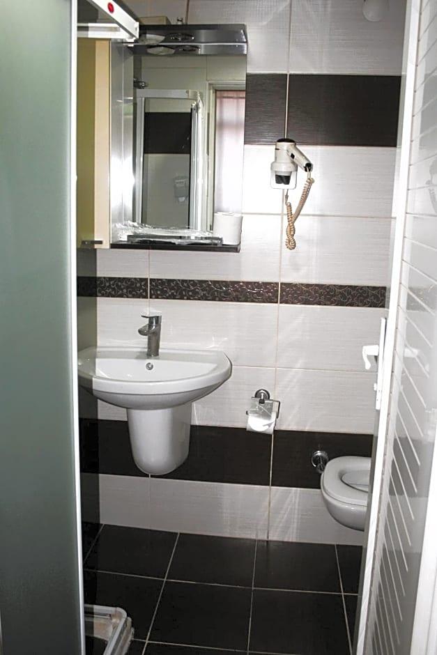 Yeni Kosk Esra Hotel 25/25