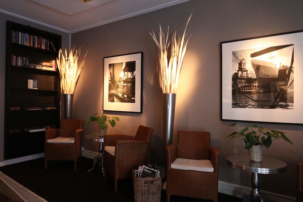 Dialog Hotel Villan 32/50