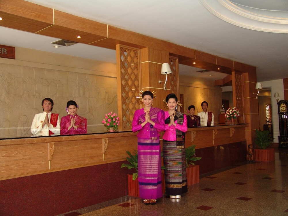 Dhevaraj Hotel 57/62