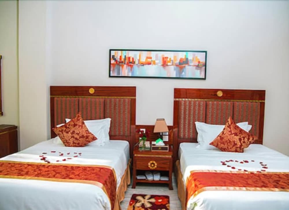 غرفة سوبيريور بثلاثة أسرّة، Tiffany Diamond Hotel Makunganya Street 2/9