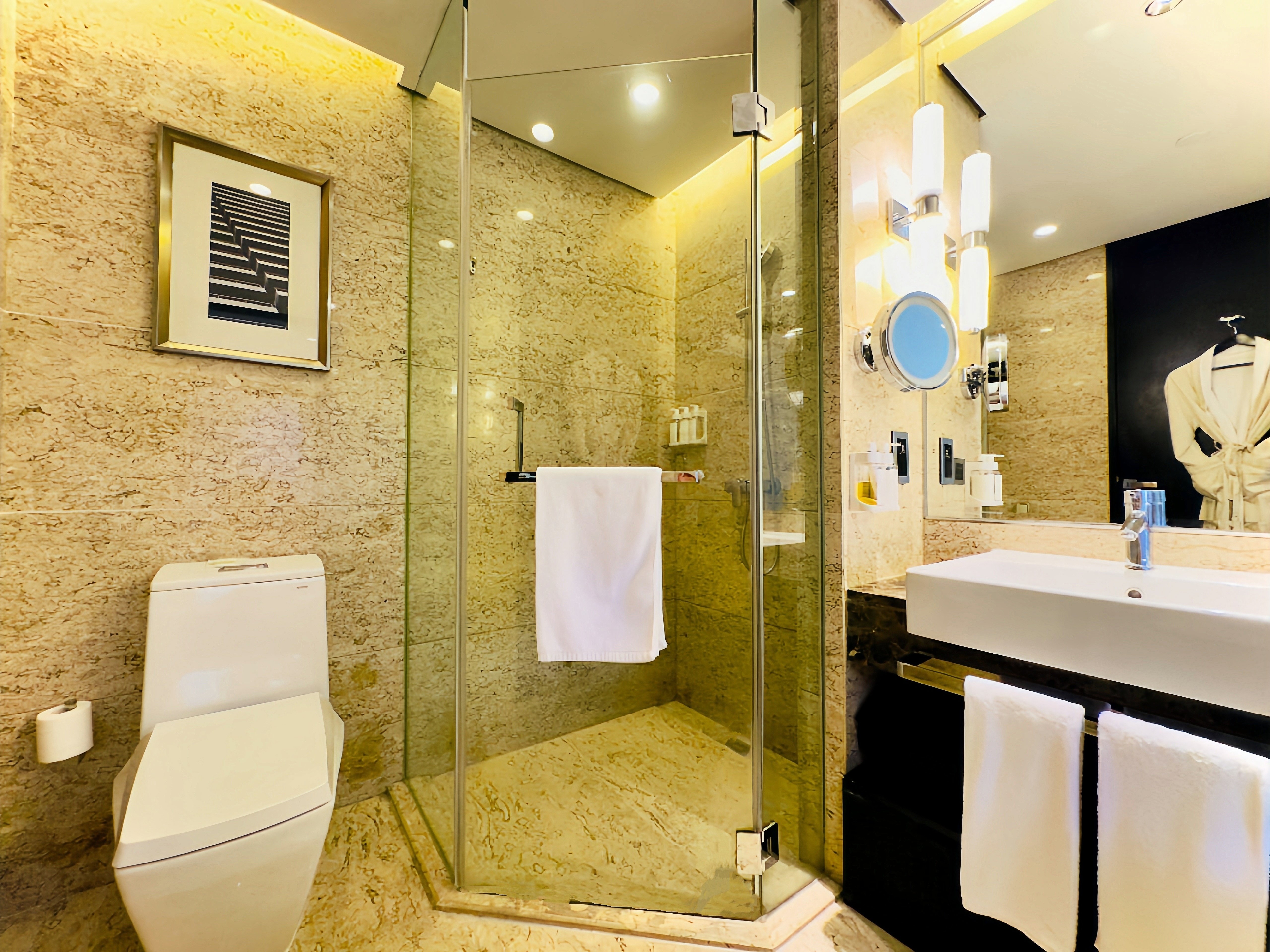 Holiday Inn Nantong Oasis International 78/78