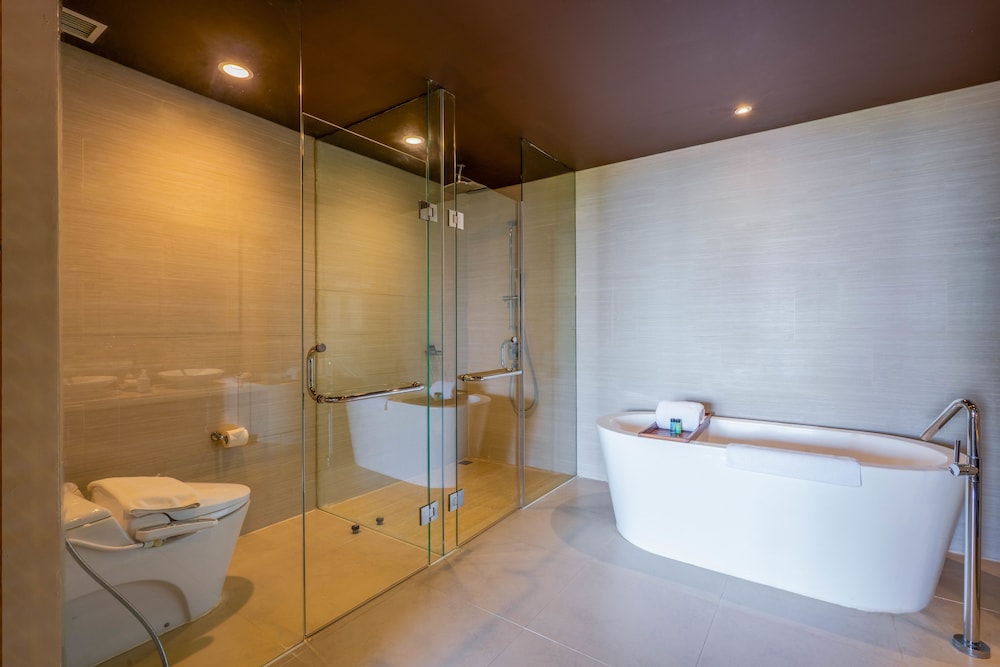 Vouk Hotel And Suites 22/71
