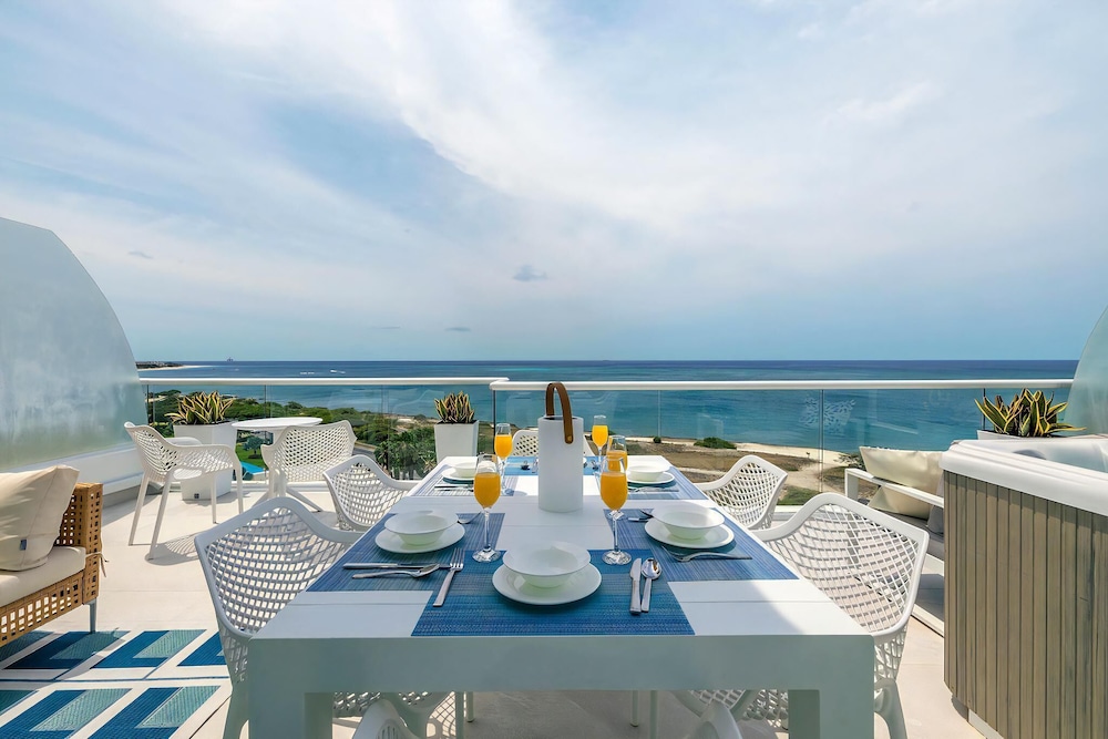 Blue Residences Aruba 68/83