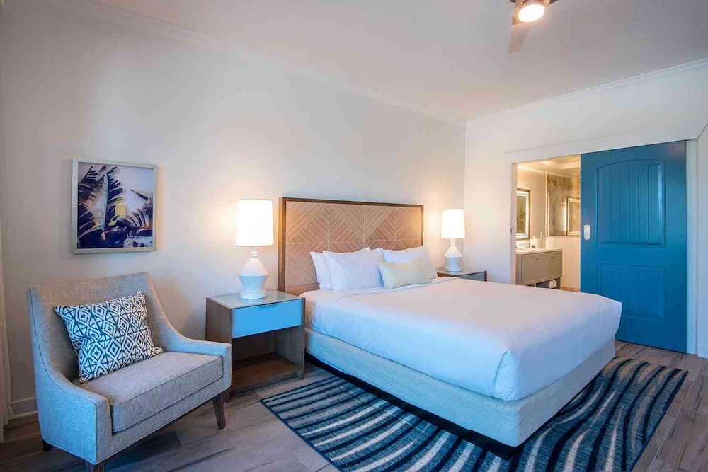 Island, Junior Suite, King Bed
