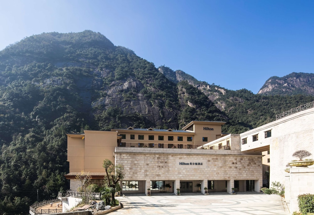 Hilton Sanqingshan Resort 3/60