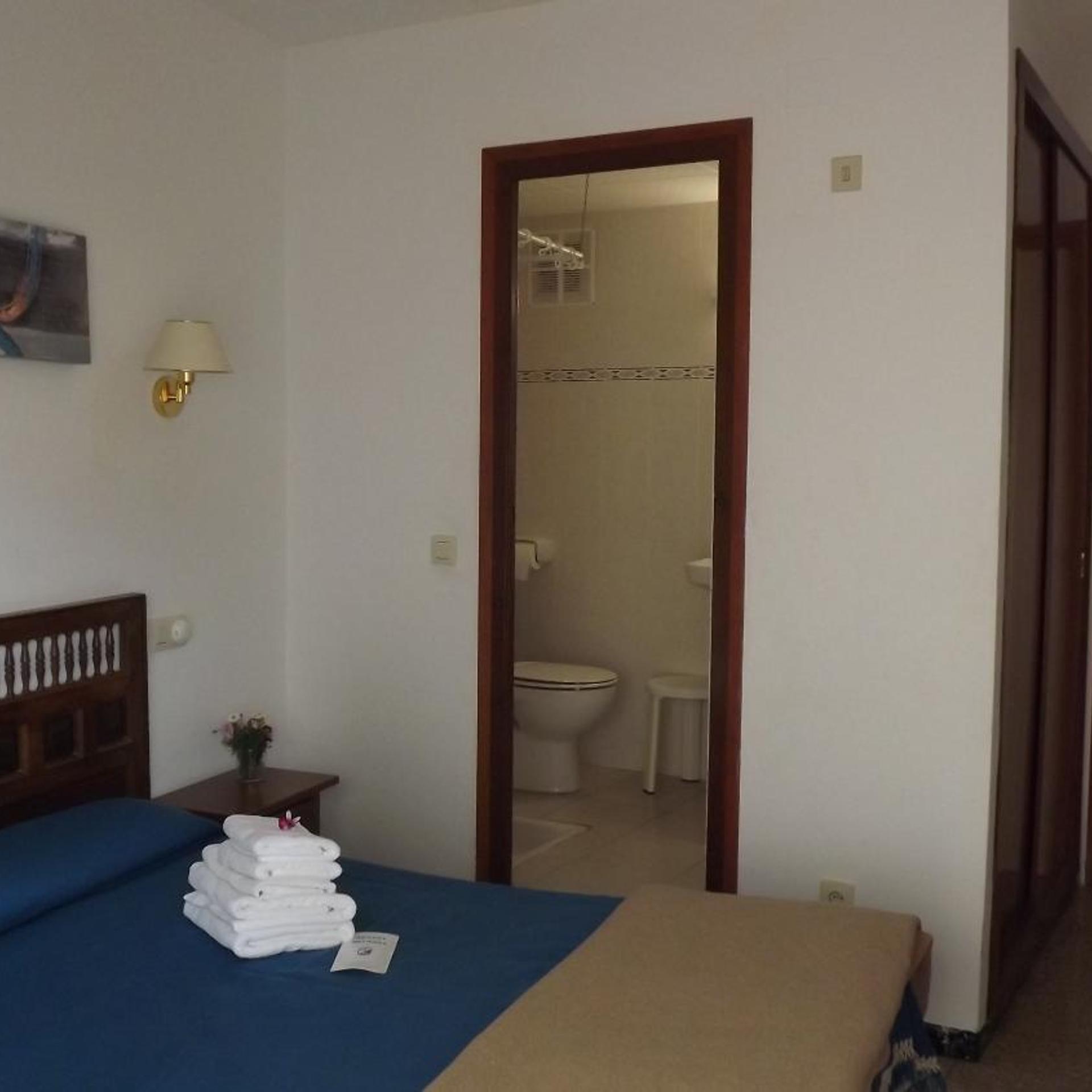 Miami Hotel 46/54