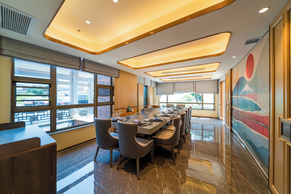 Tongli Lakeview Hotel 51/76