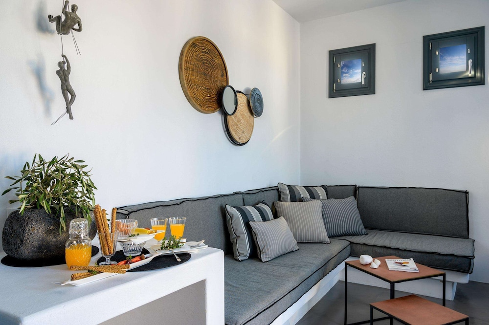 Santolia Art Suites Santorini 33/56