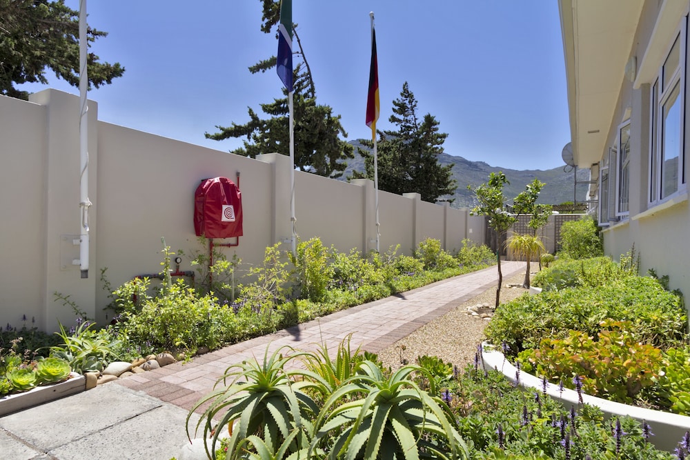 Beach House Hout Bay 38/42