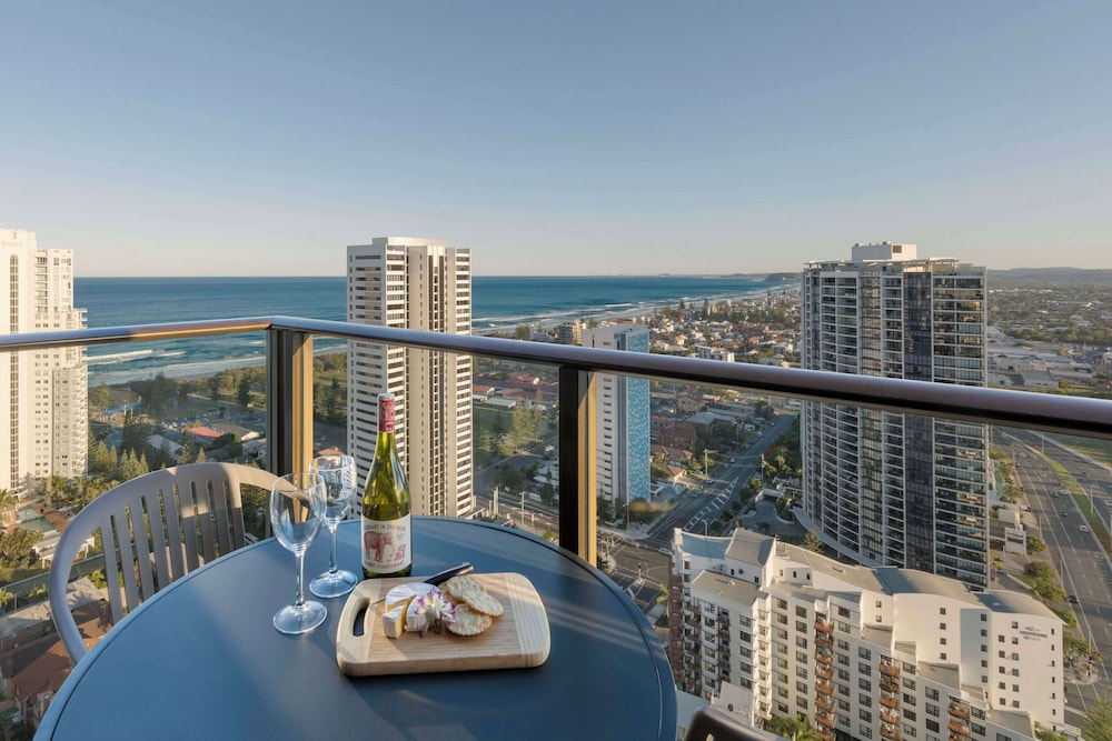 Avani Broadbeach Residences 56/74