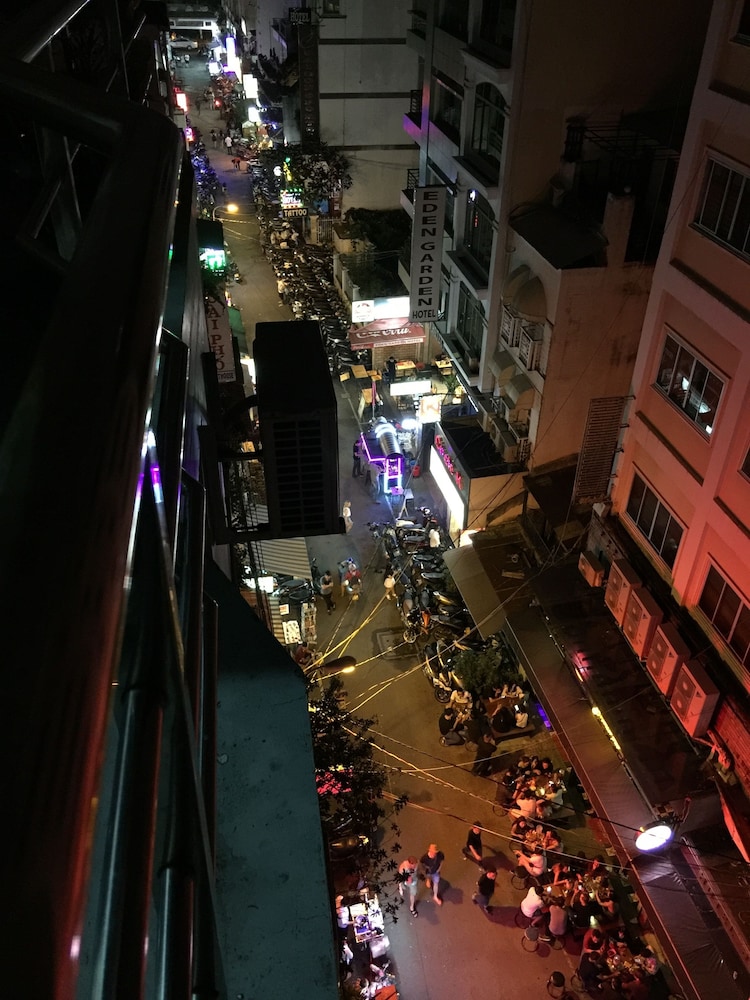 Hong Vinh Hotel 6/54