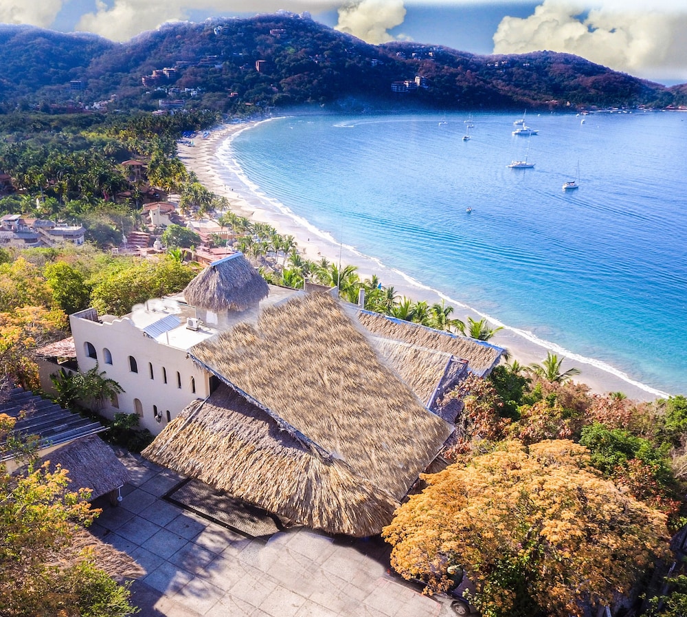 Catalina Beach Resort 44/50