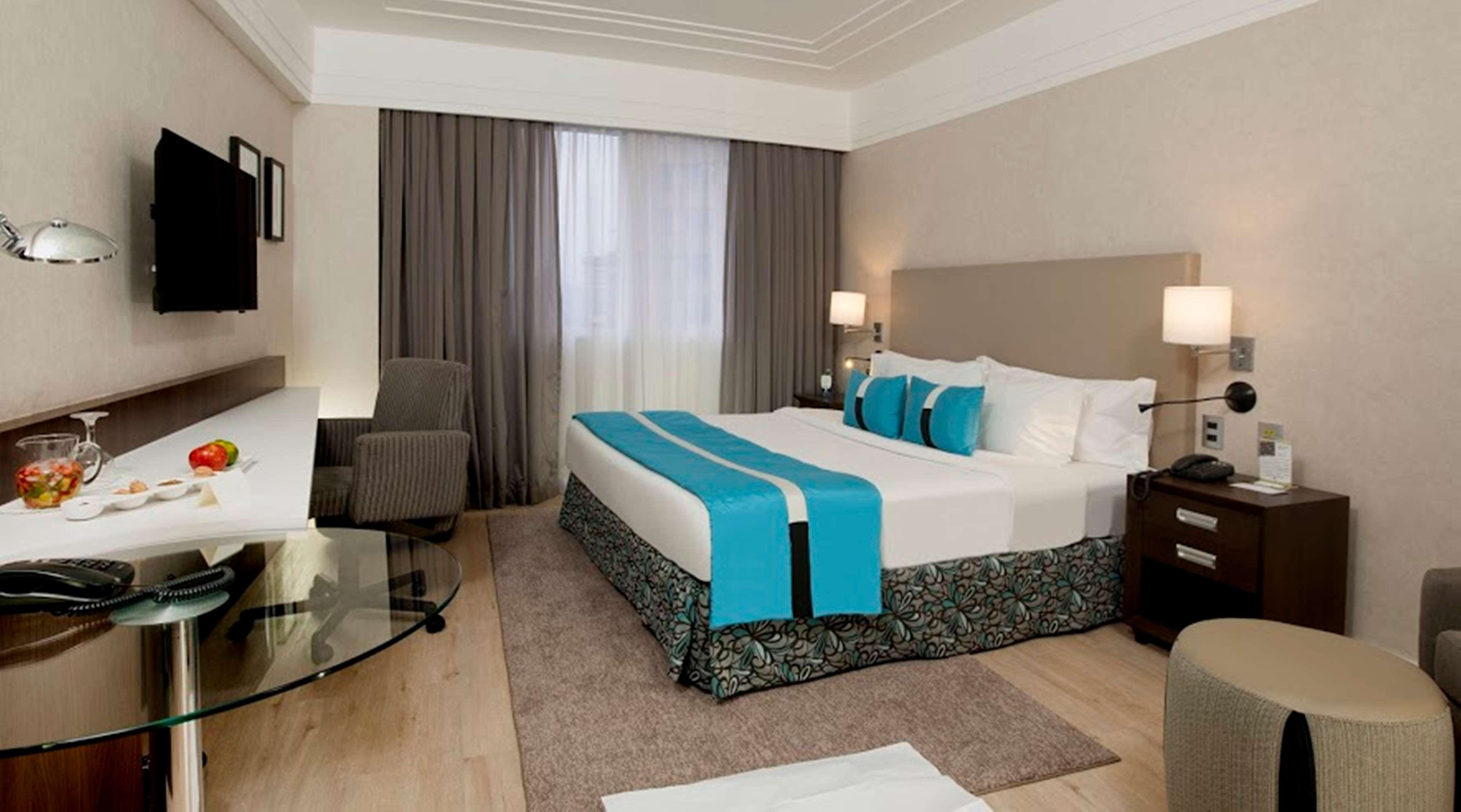 Room at Radisson Hotel Alphaville, BARUERI