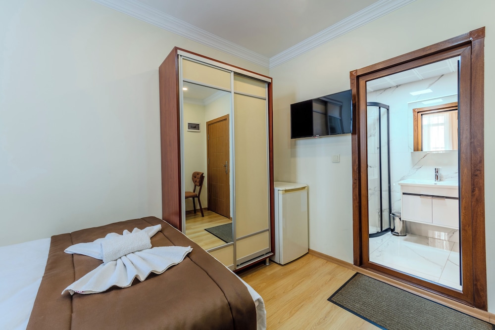 Hotel Silviya 19/50