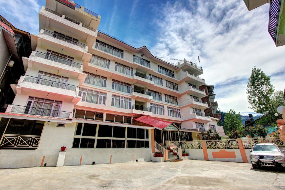 Hotel Monarch Residency 9/50