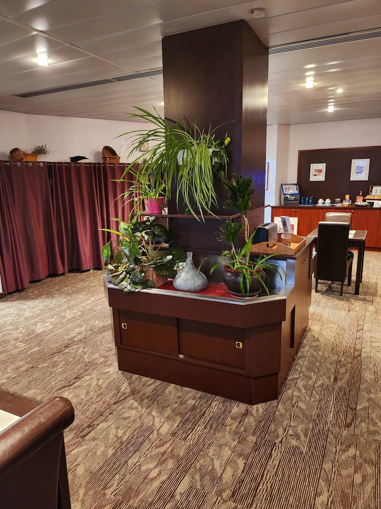 Hotel the Originals Strasbourg Nord Le Forum 39/59
