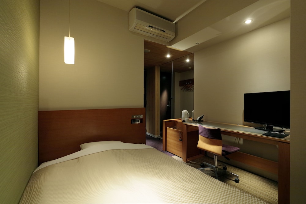 Candeo Hotels Chino 20/60