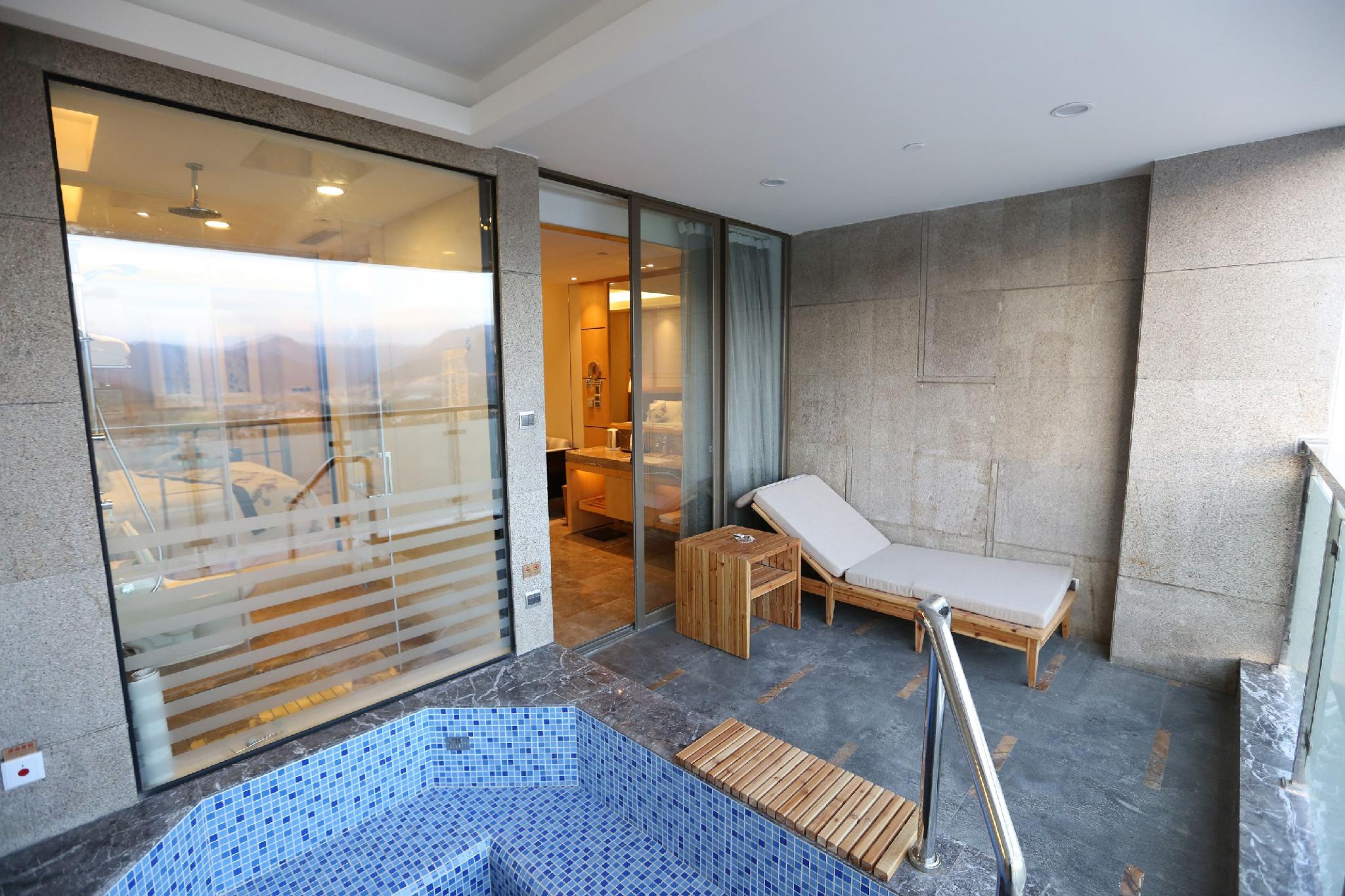 Kingworld Hotel Gui'an 11/29