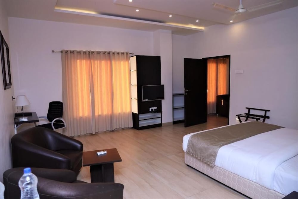 The Fern Residency Parbhani Maharashtra 44/59