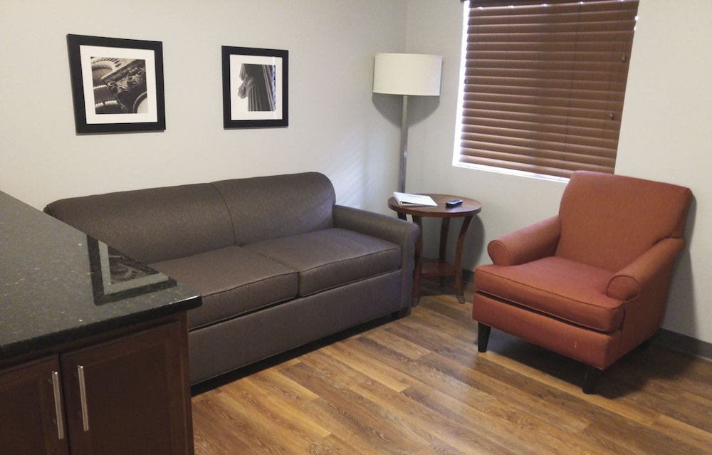 Affordable Suites of America Portage 28/45