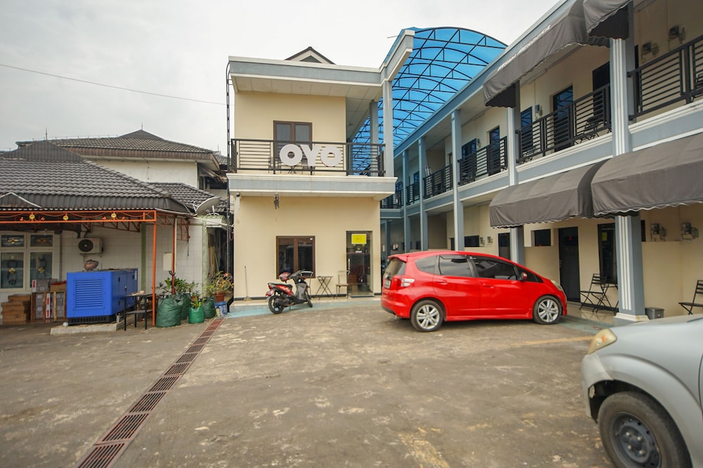 Oyo 247 Wisma Merdeka 3/30