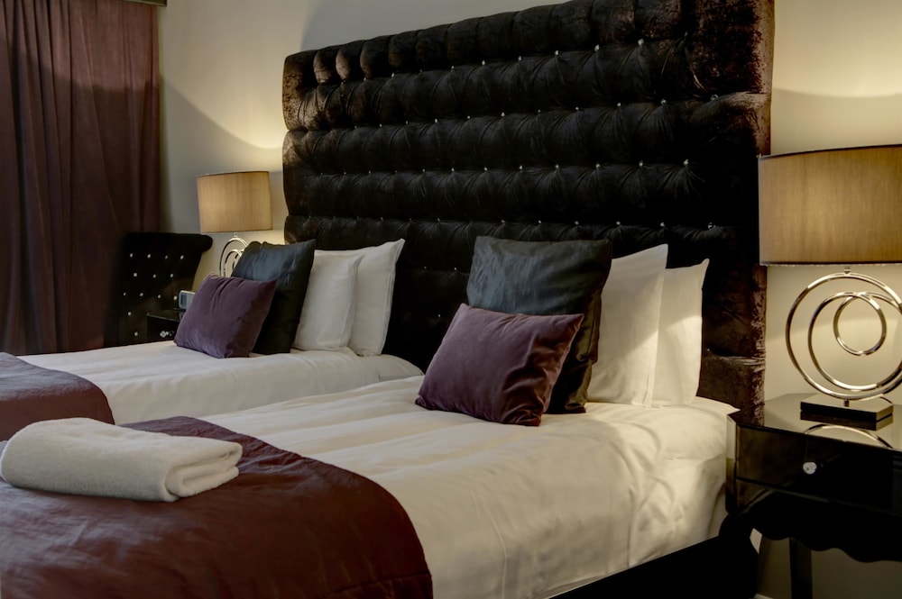 Derwent Manor Boutique Hotel 10/43