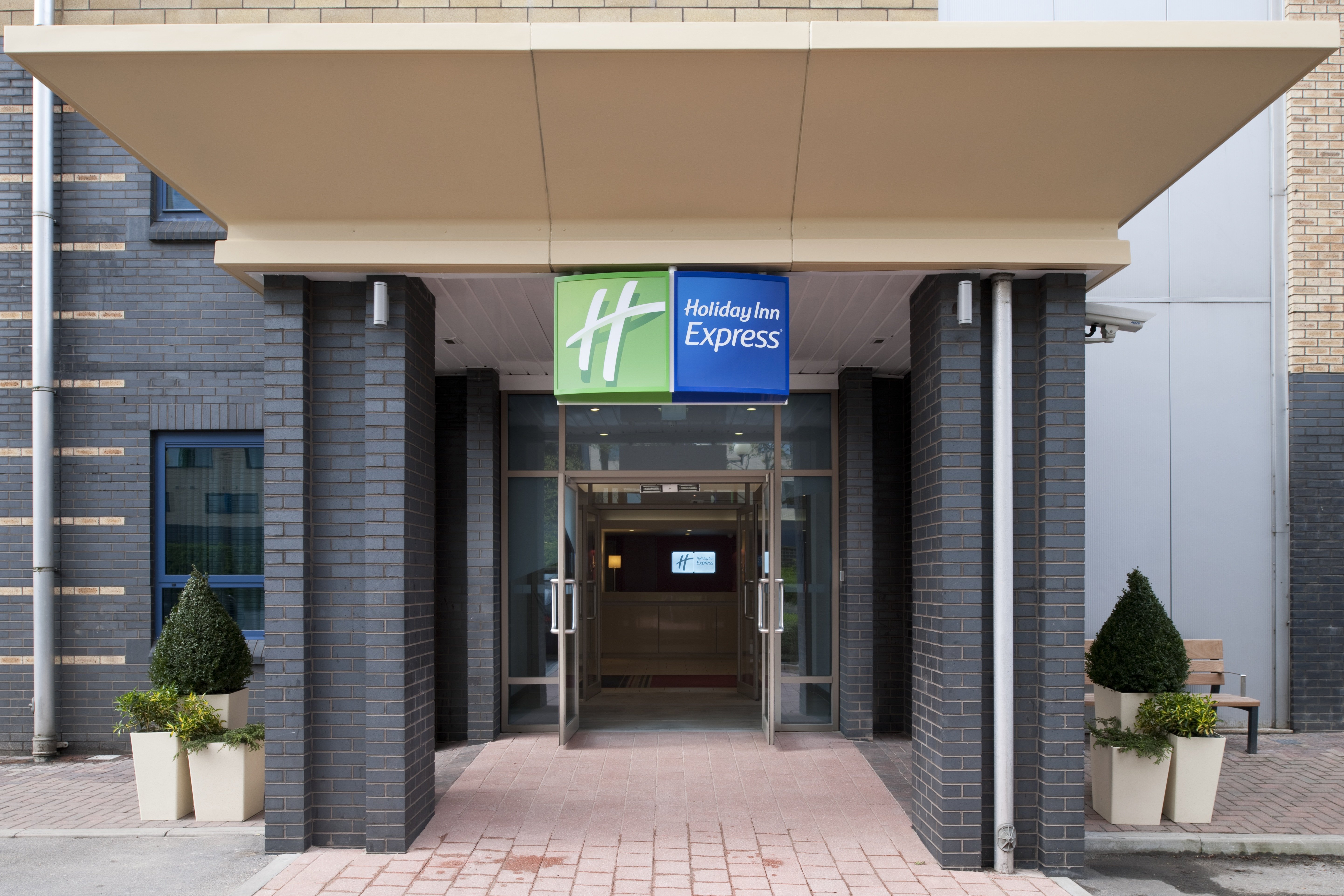Holiday Inn Express Leeds City Centre 2/17