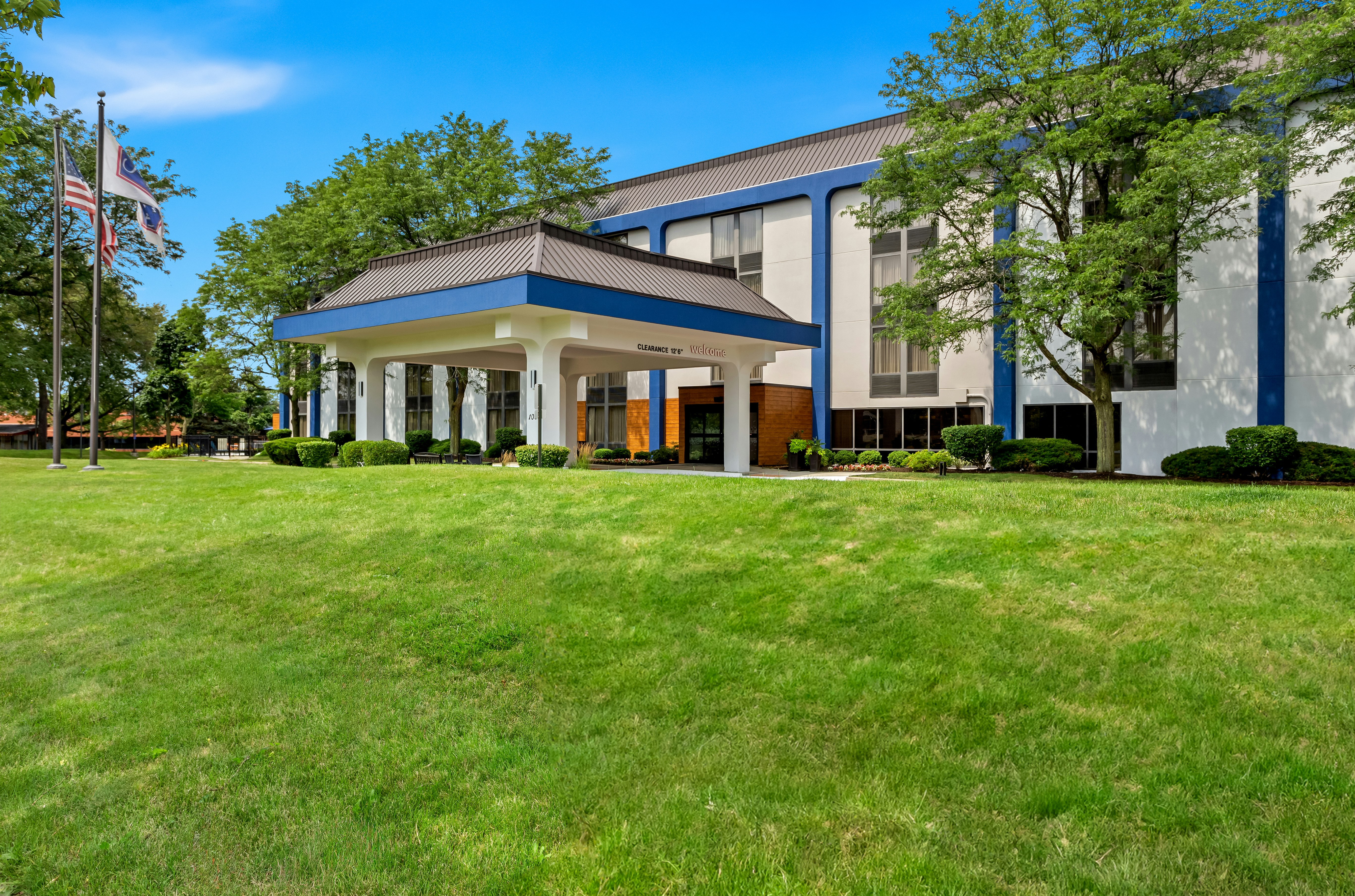 Hampton Inn Naperville 50/52