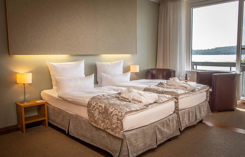Seehotel Leoni 7/61