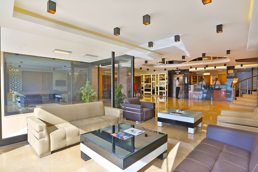 Grand Sagcanlar Hotel 60/69