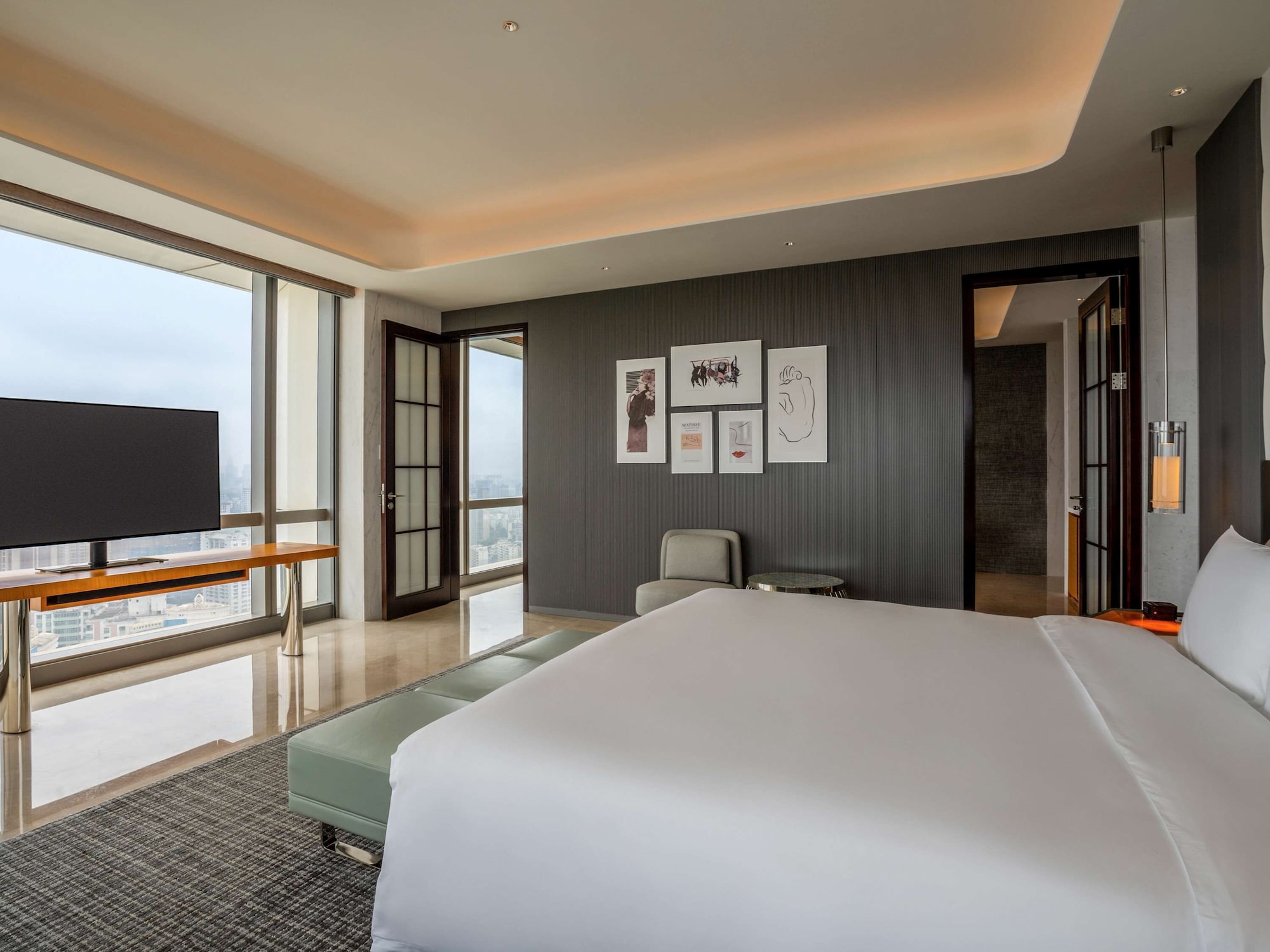 Prestige, Suite, King Bed, Ocean View