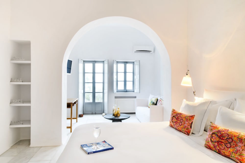 Grand Ambassador Santorini Hotel 31/78