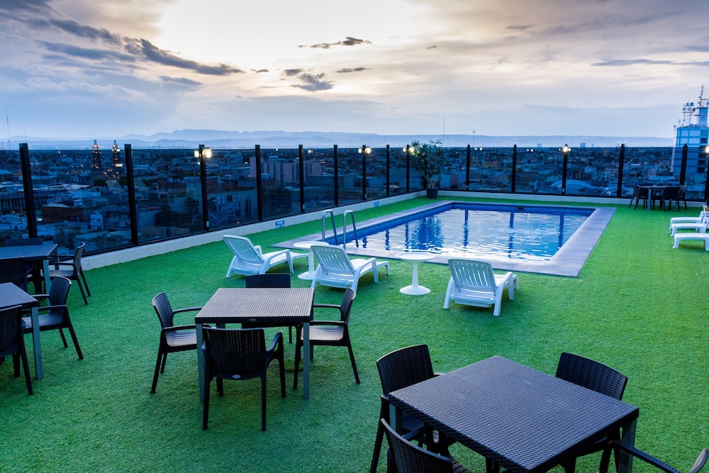 Hotel Real Plaza Aguascalientes 61/71