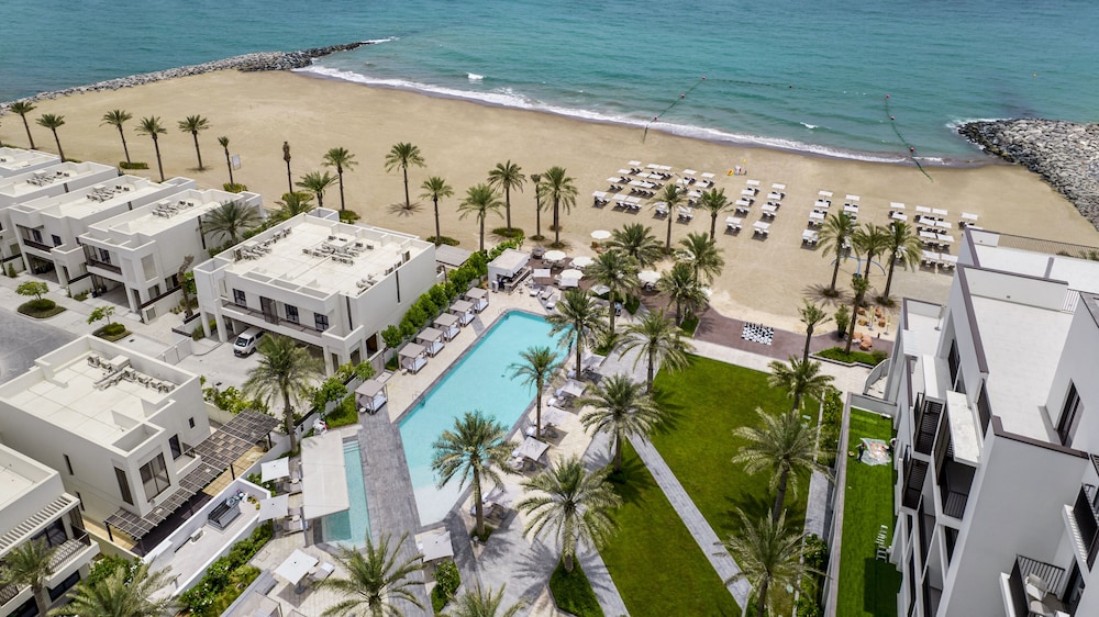 Palace Beach Resort Fujairah 37/45
