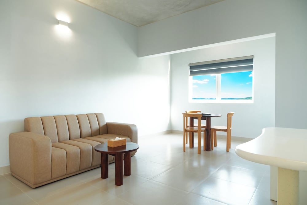The Up Phu Quoc Hotel 29/50