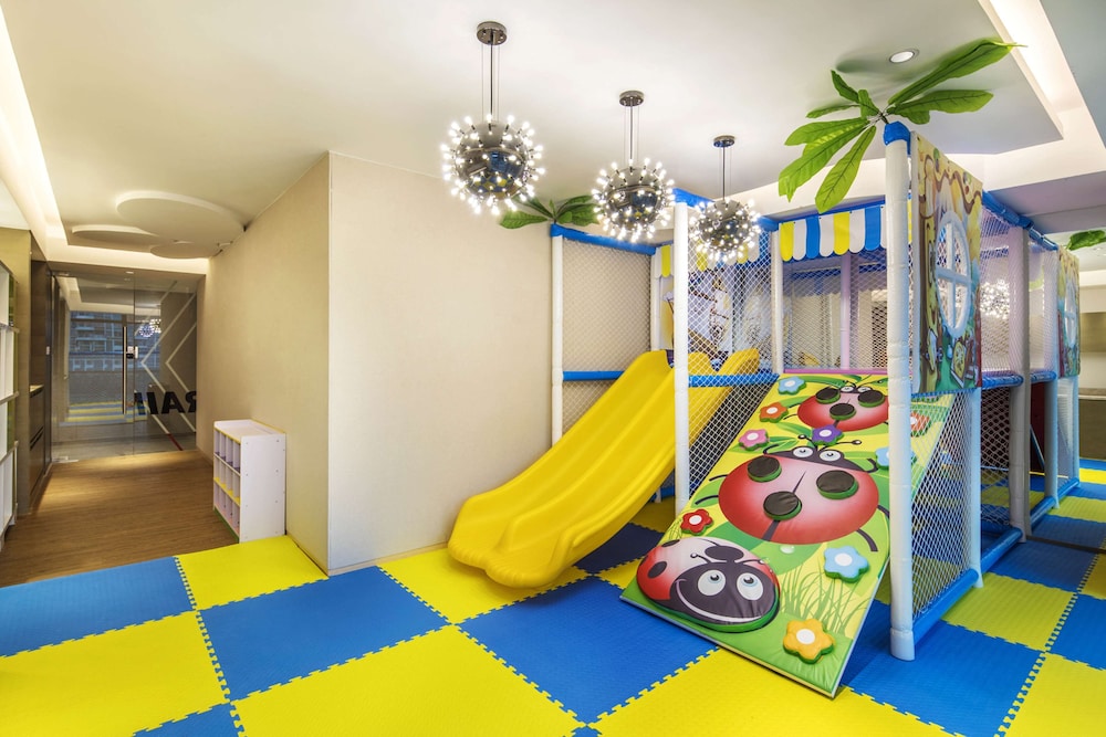 Doubletree By Hilton Shenzhen Longhua 72/76