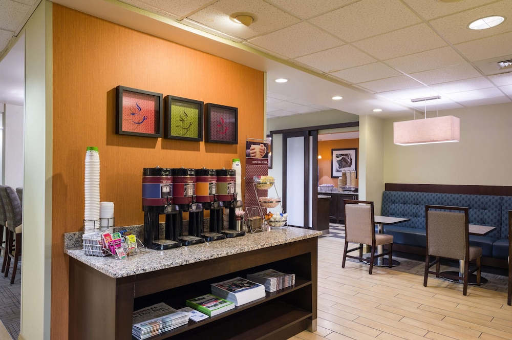 Hampton Inn Danville, PA 42/49