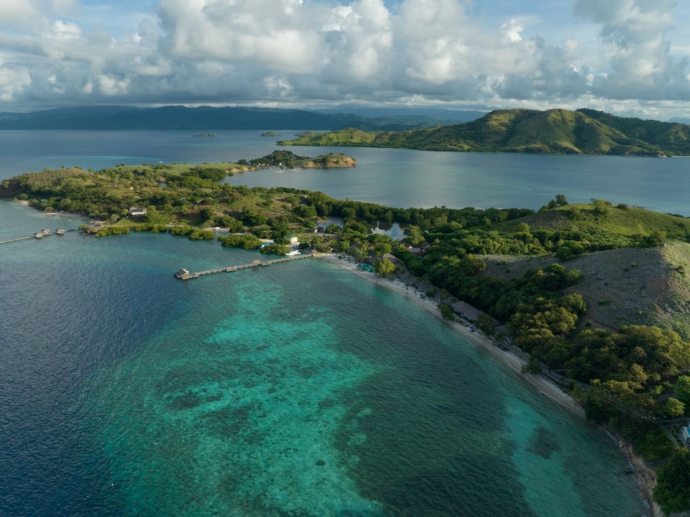 Sudamala Resort Seraya Flores 59/65