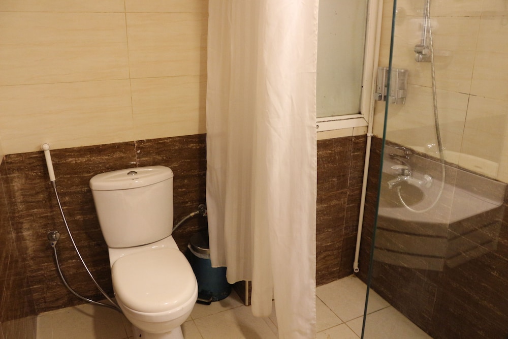 Mariana Hotel 42/50