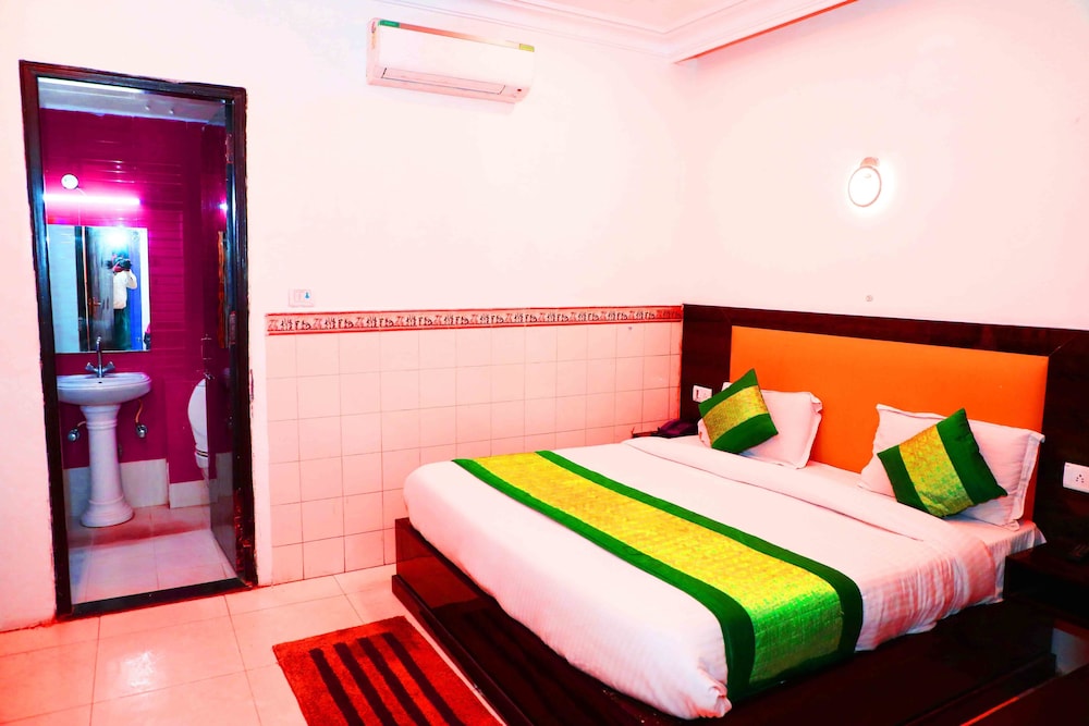Hotel Kumar Palace 4/34