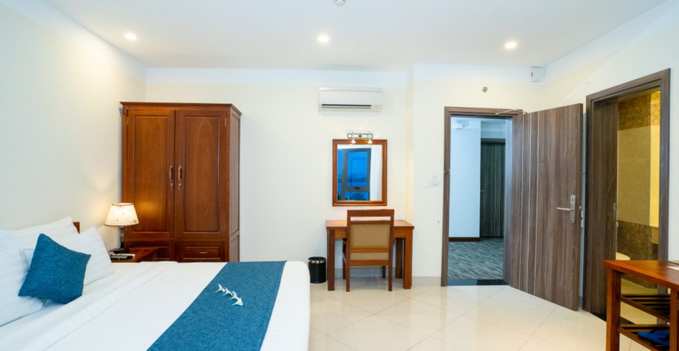 Ocean, Deluxe, King Bed