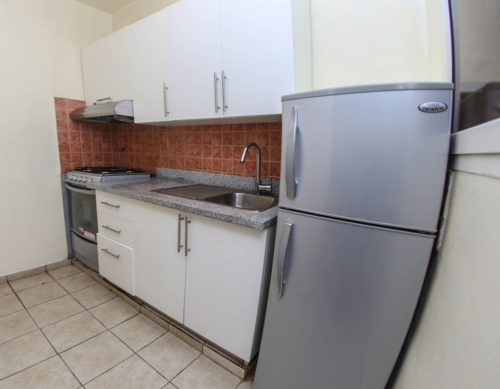 Acuarium Suite Resort 8/42