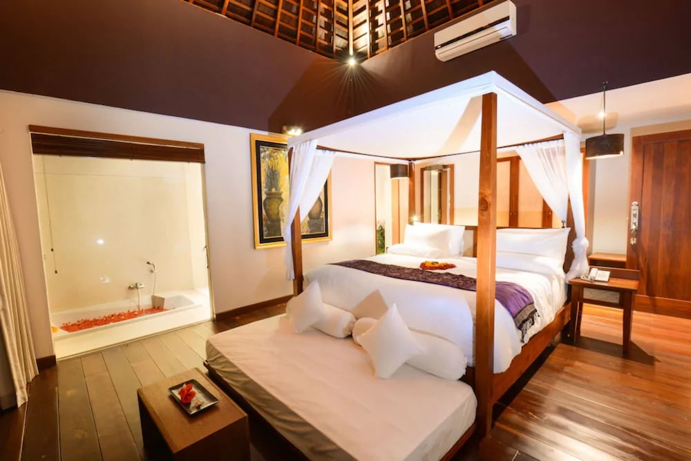 2 BEDROOMS, AYUTERTERRACE, VILLA