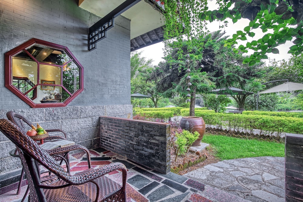 Yangshuo Mountain Retreat 46/50
