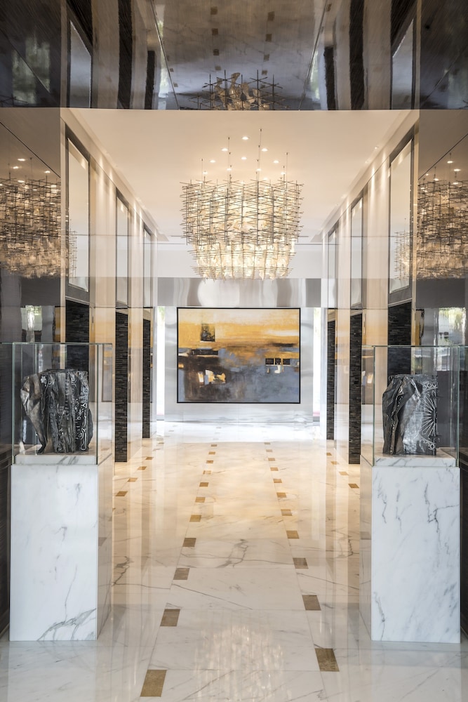 Shangri-La Residences and Apartments 2/45