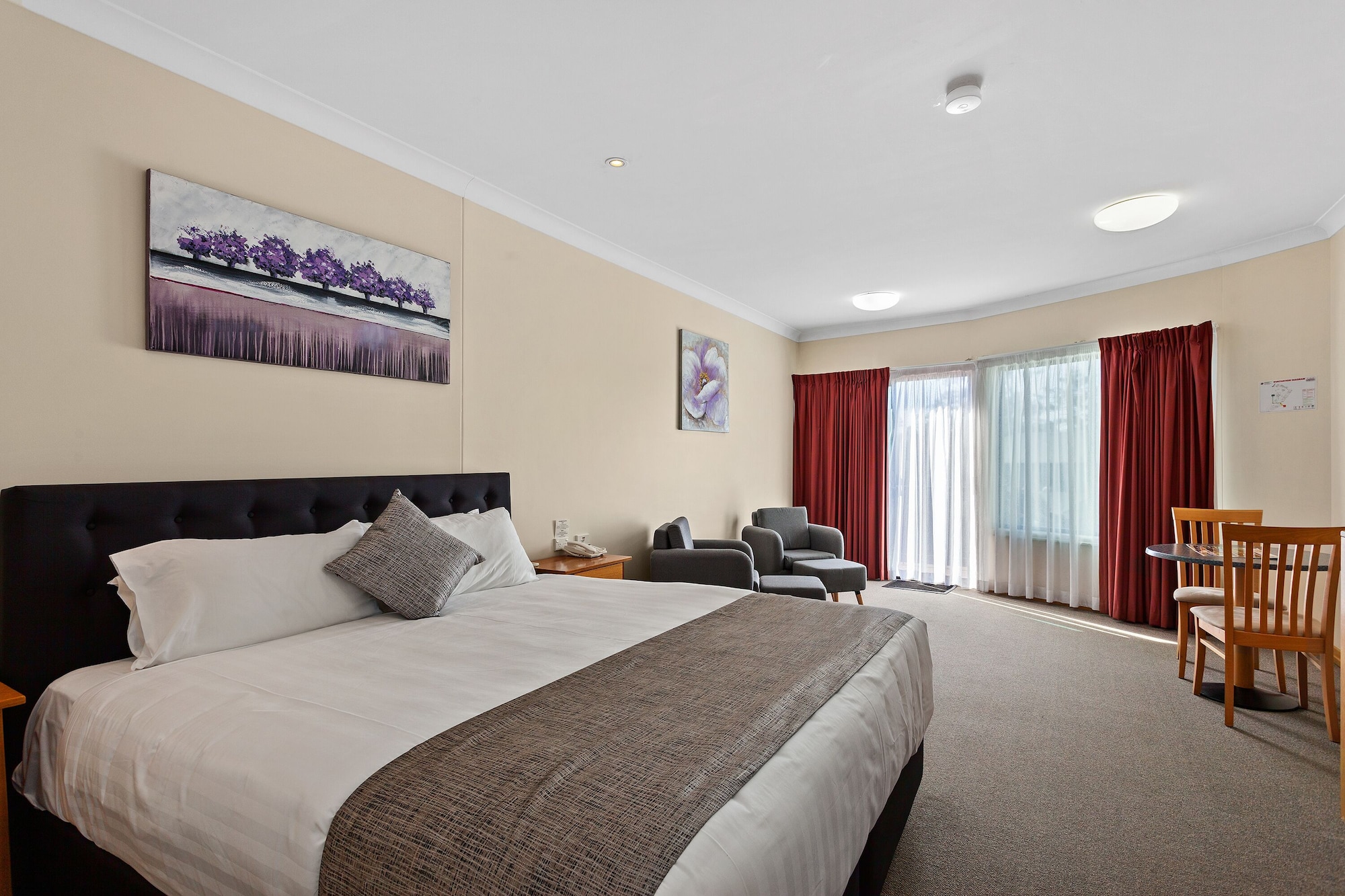 SPA, KING BED