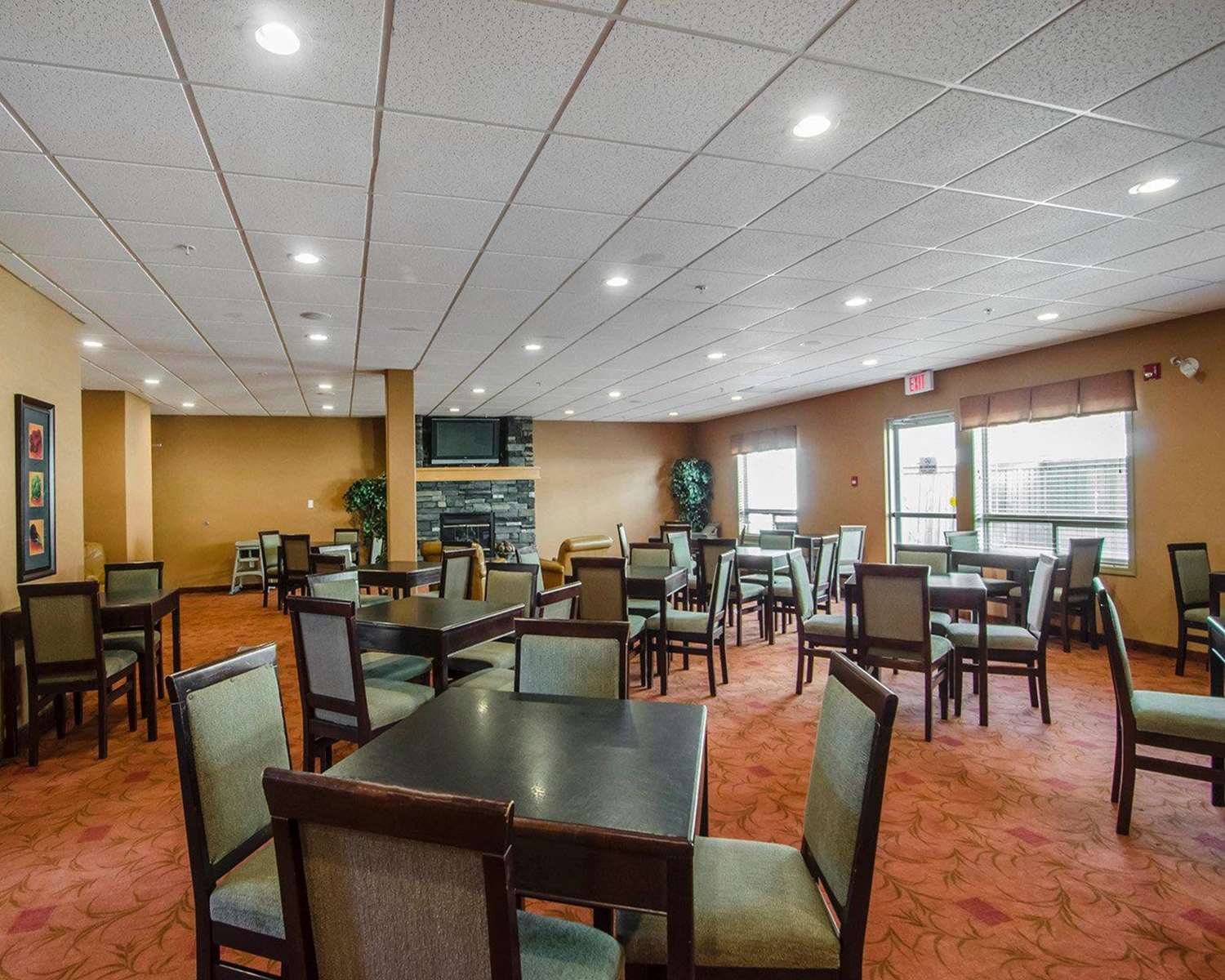 restaurant cafeteria