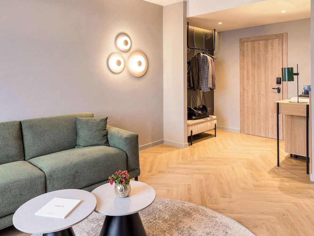 Mercure Sofia City 72/105