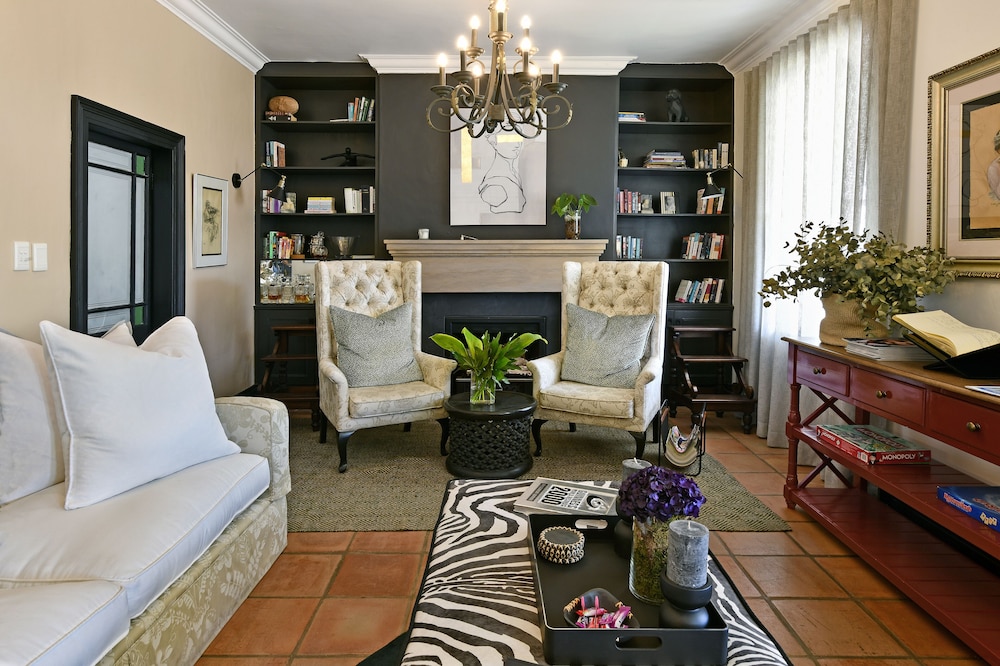 Ashbourne House Guest House 65/93