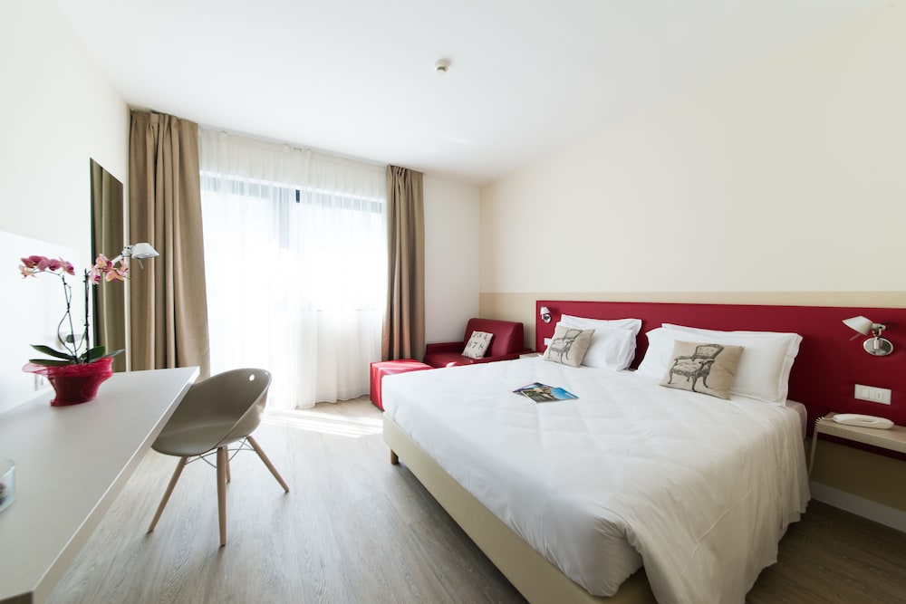 AIRPORT HOTEL BERGAMO 8/42